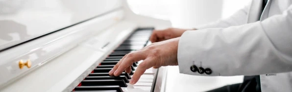 Grupo busca Pianista en Madrid